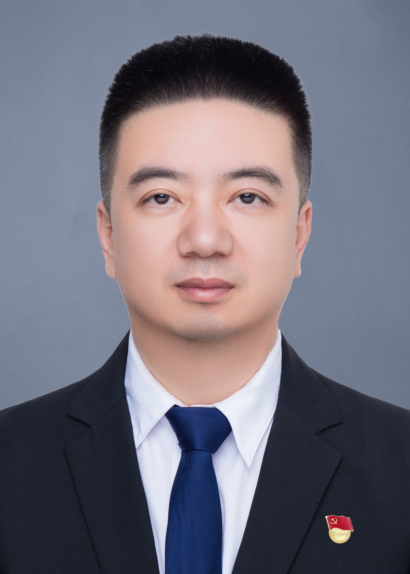 王偉